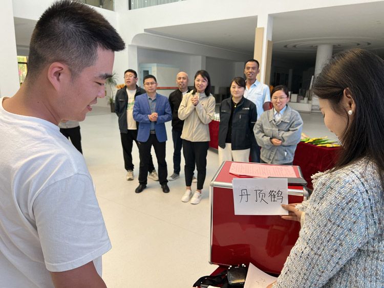 荷净集团 开展“一路前行 感恩有你 团结共进 收获未来”为主题团建会暨烧烤节活动