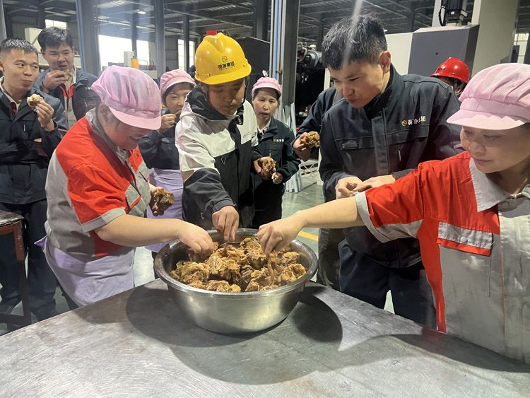 荷净集团 开展“一路前行 感恩有你 团结共进 收获未来”为主题团建会暨烧烤节活动