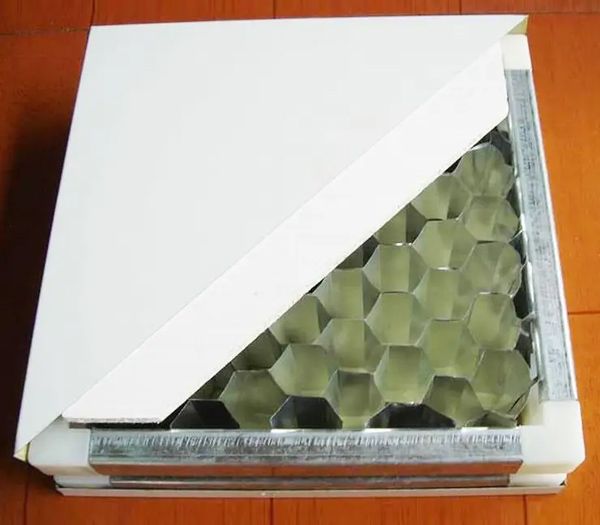 手工蜂窝复合夹芯彩钢板成为绿色智造与洁净领域新优选