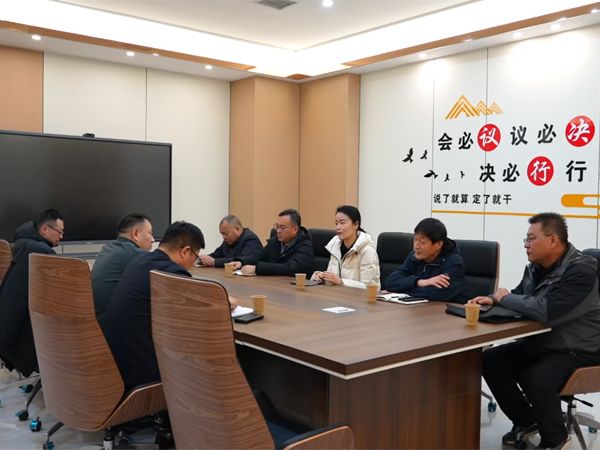 定陶区委常委，副区长李颖慧一行考察调研荷净集团